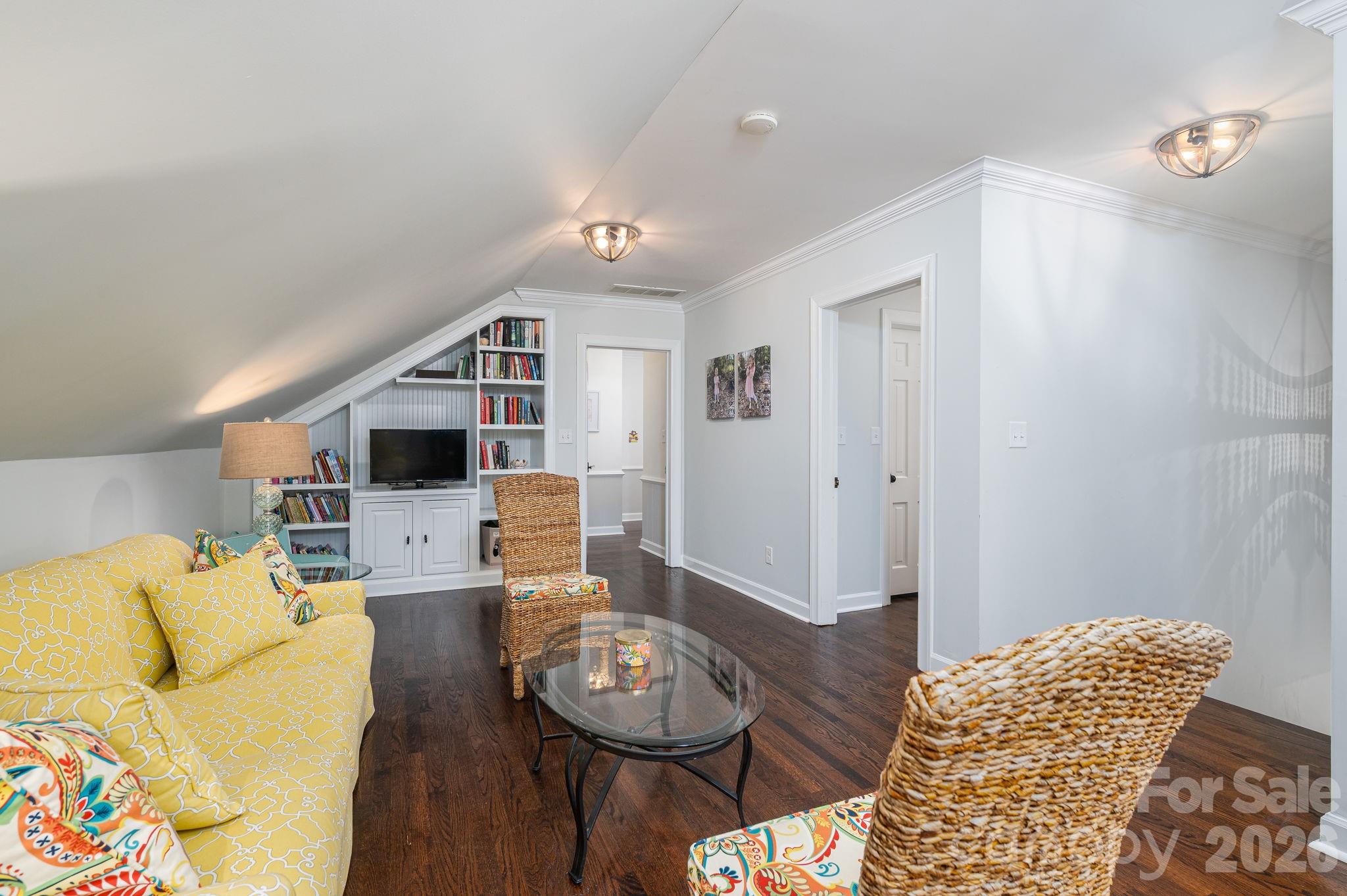 Country Club Estates - Residential