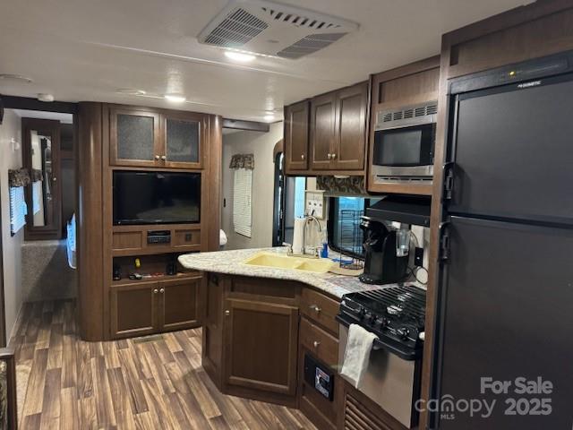 Twin Harbor - Residential