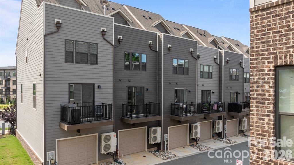 South Tryon Townhomes - Residential