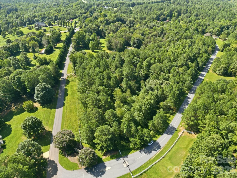 113 Gardner Point Drive, photo 1 of 10