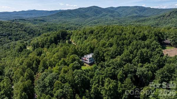 308 FLAT MOUNTAIN RD, LENOIR, NC 28645 - Image 13562d120db74fd0ef9e9051e6b2f14f/2358772459