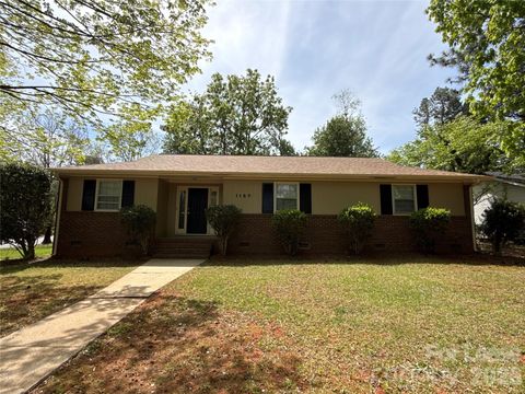 Photo of 1150 Cameo Court, Charlotte, NC 28270 (MLS # 4353576)