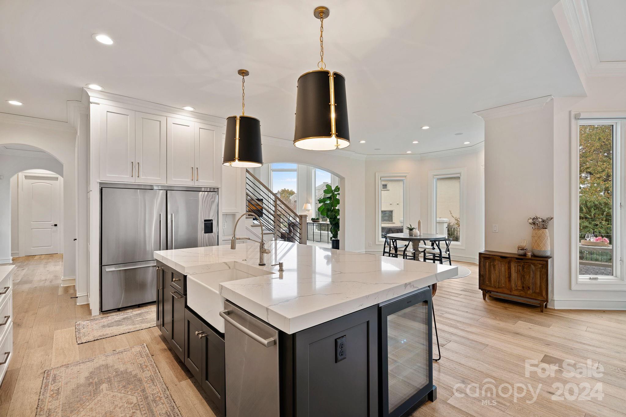 The Peninsula - Residential