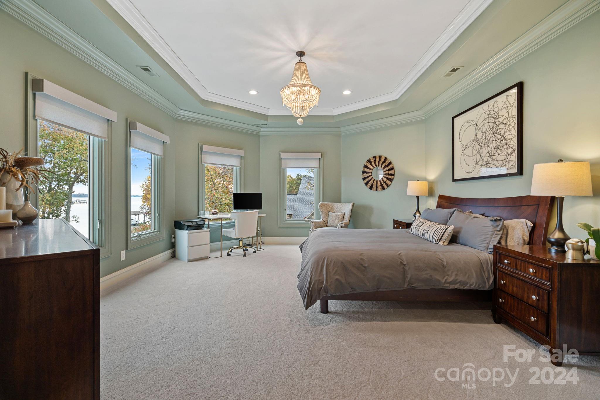 The Peninsula - Residential