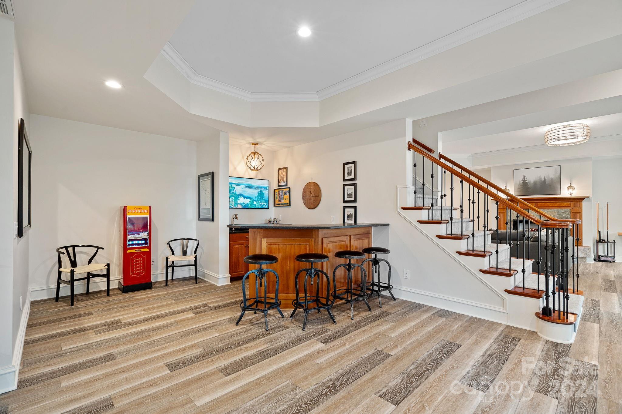 The Peninsula - Residential