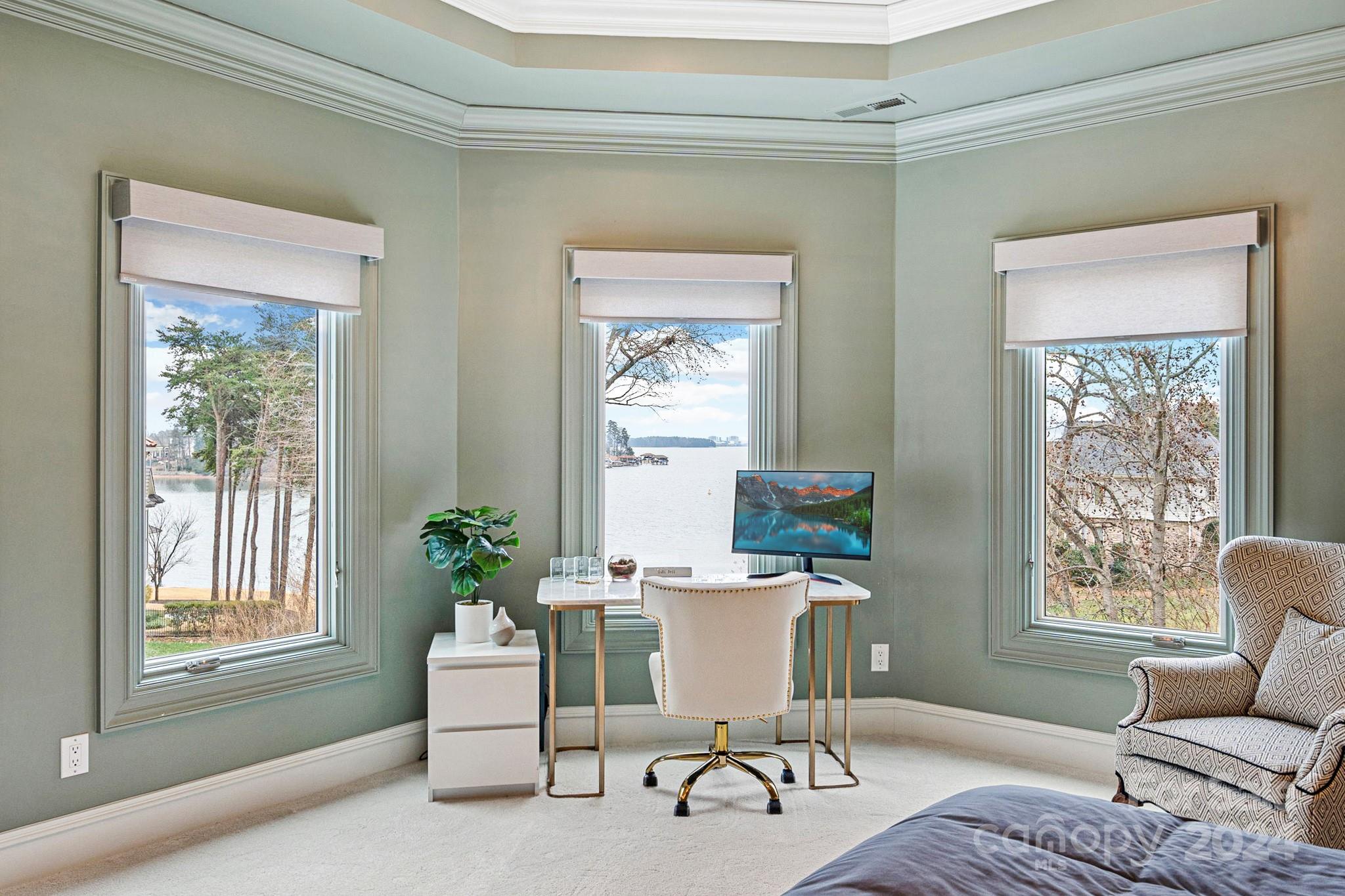 The Peninsula - Residential