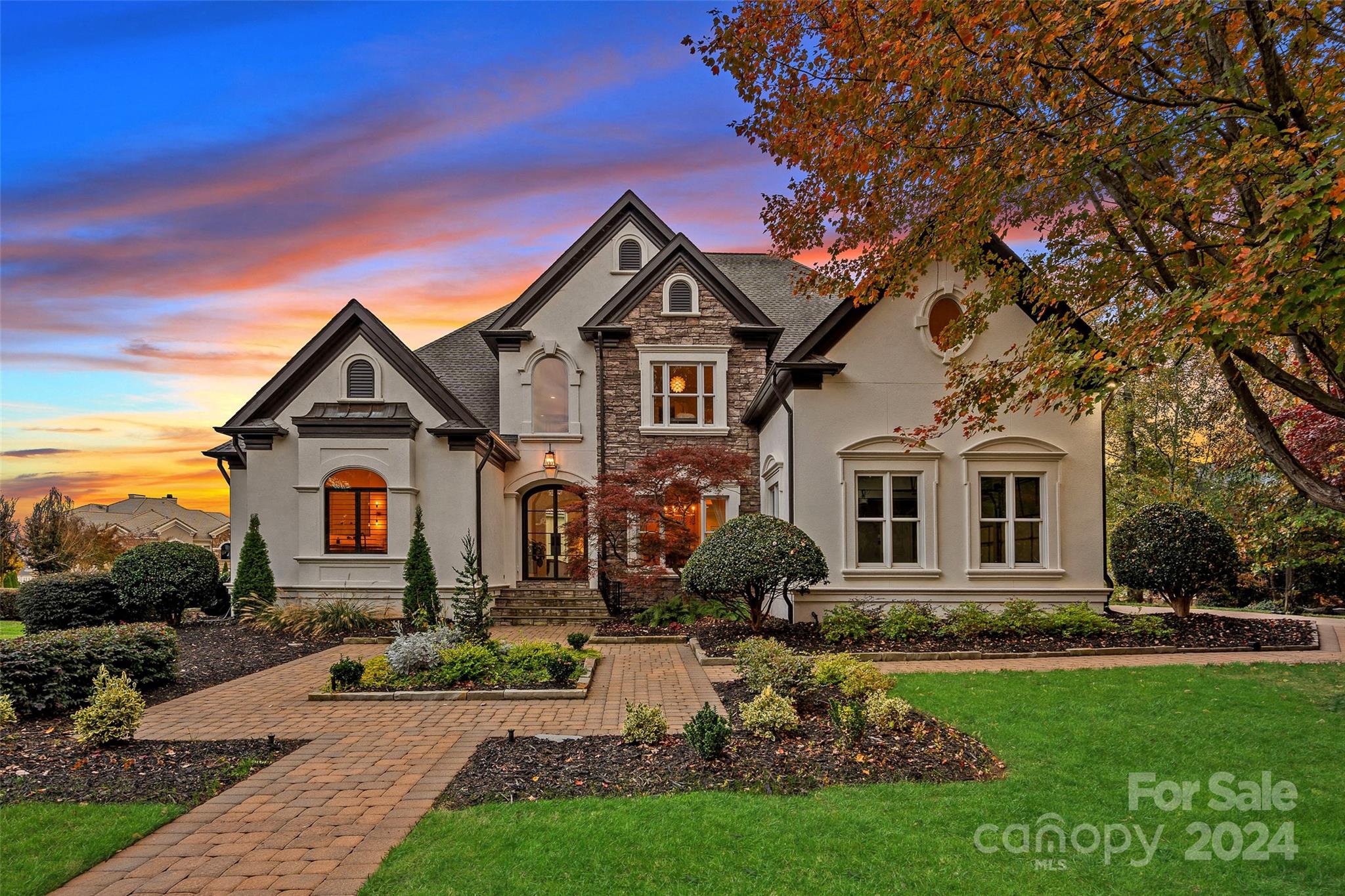 The Peninsula - Residential