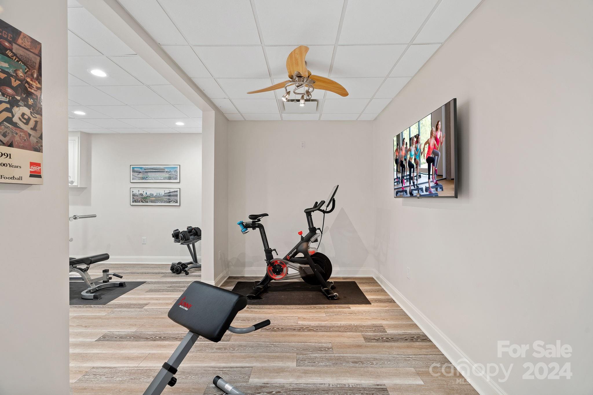 The Peninsula - Residential