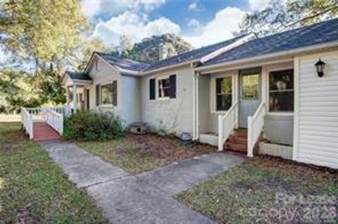 Photo of 425 Rehobeth Road, Waxhaw, NC 28173 (MLS # 4363050)