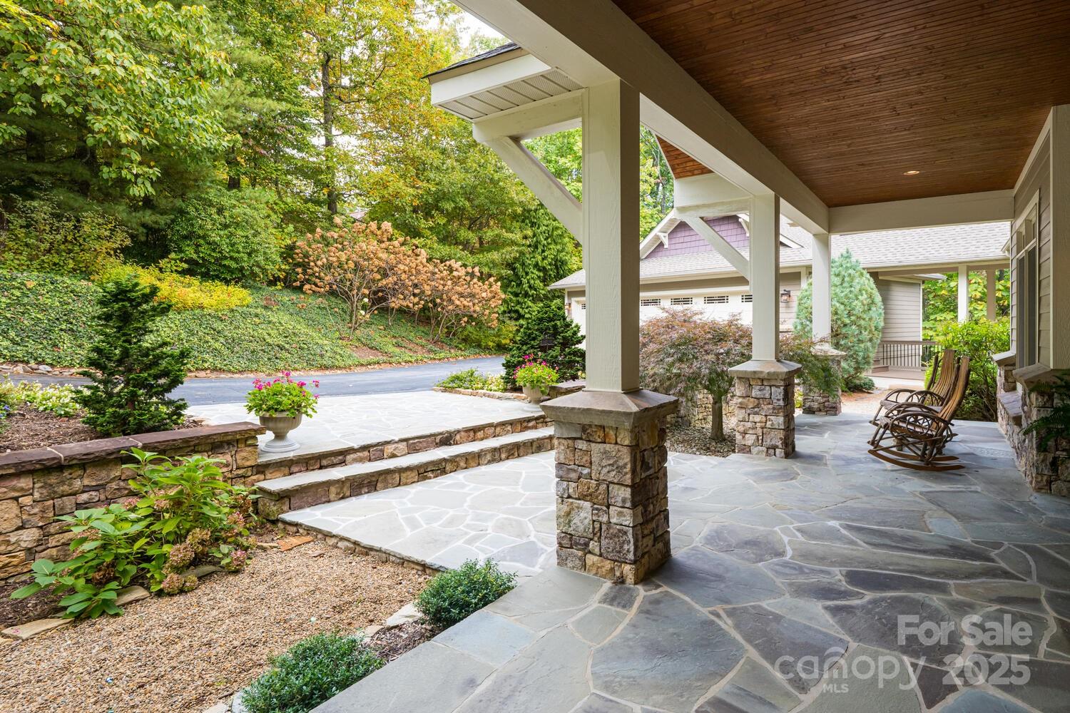 104 Mossridge Court