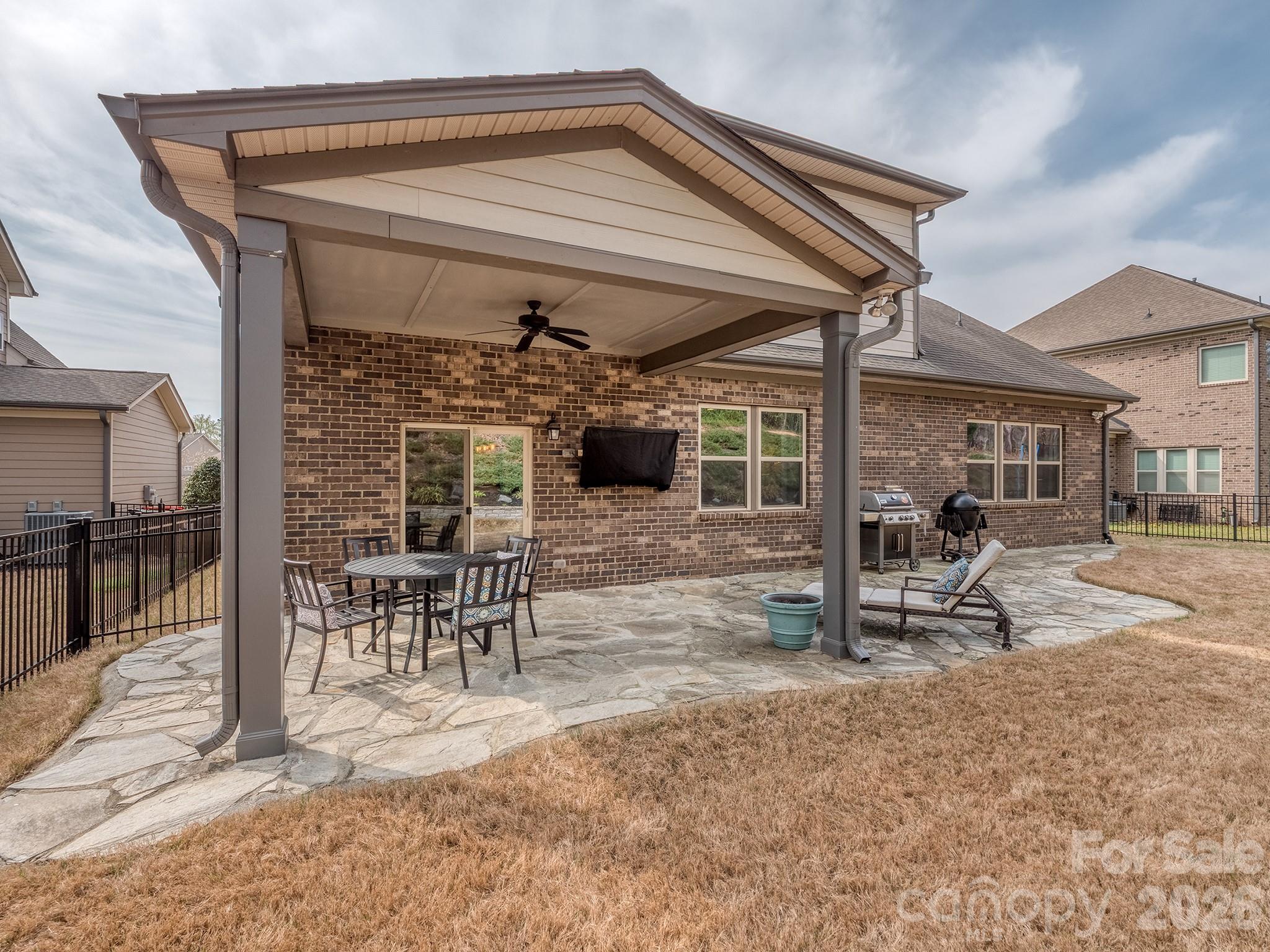 Brayden - Residential