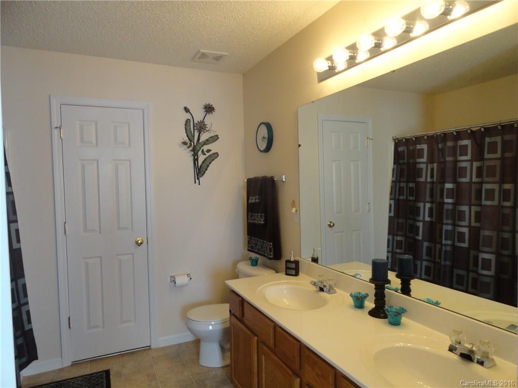 Taras Trace - Residential