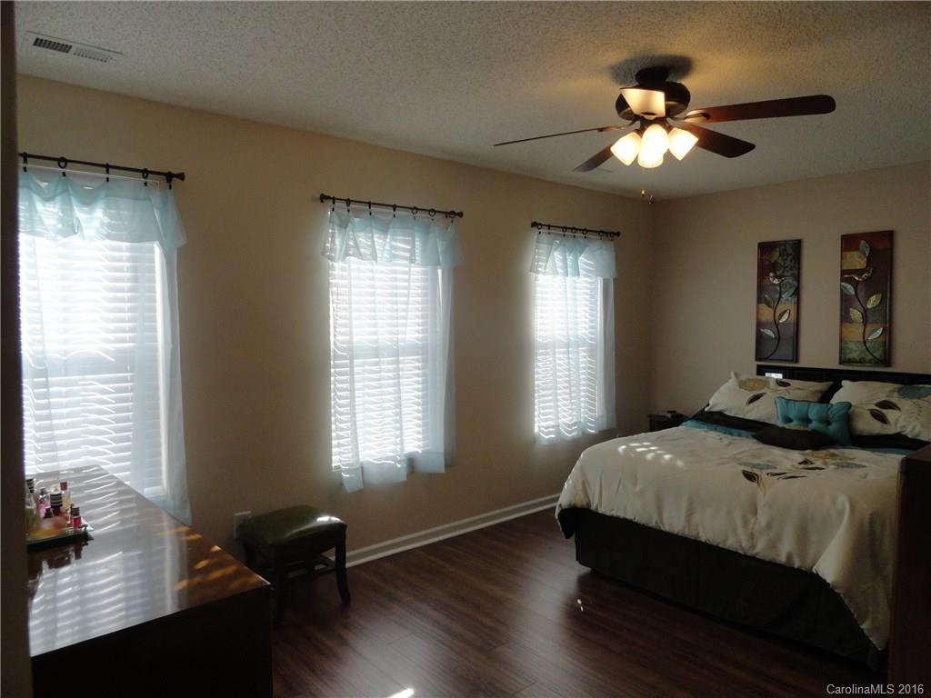 Taras Trace - Residential