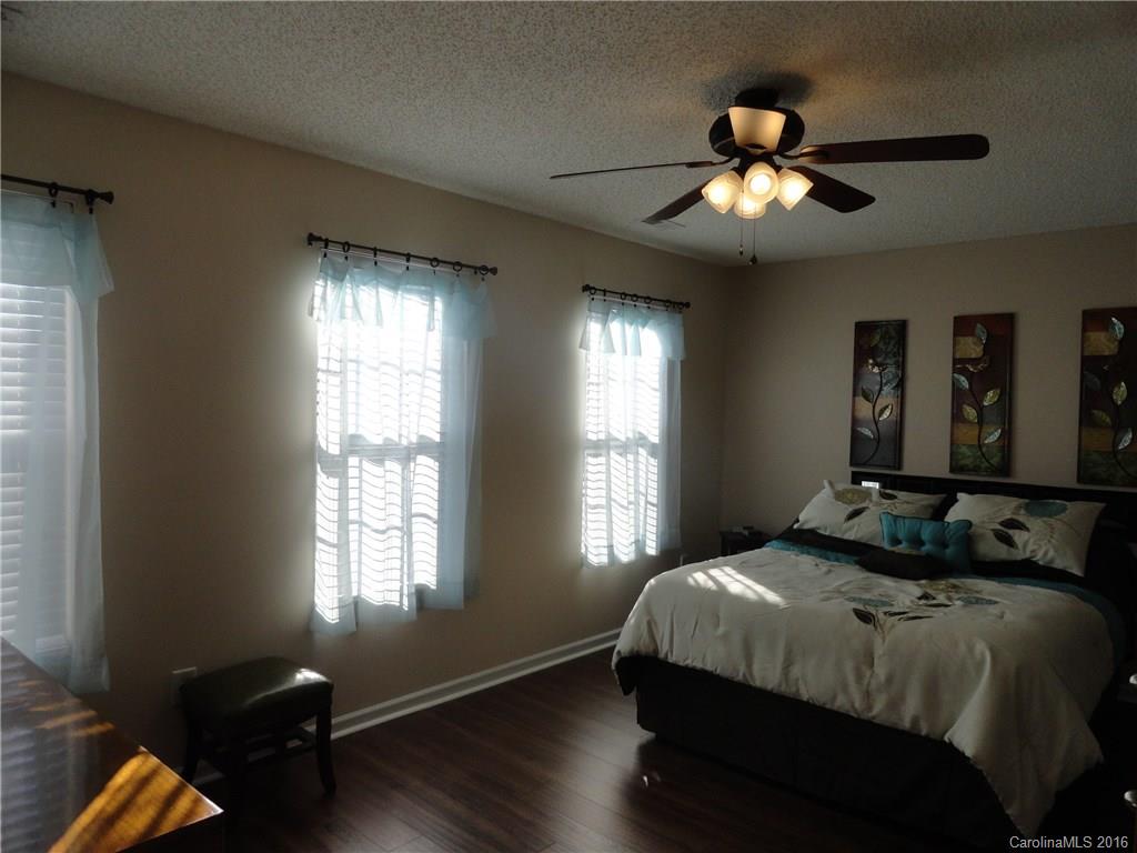 Taras Trace - Residential