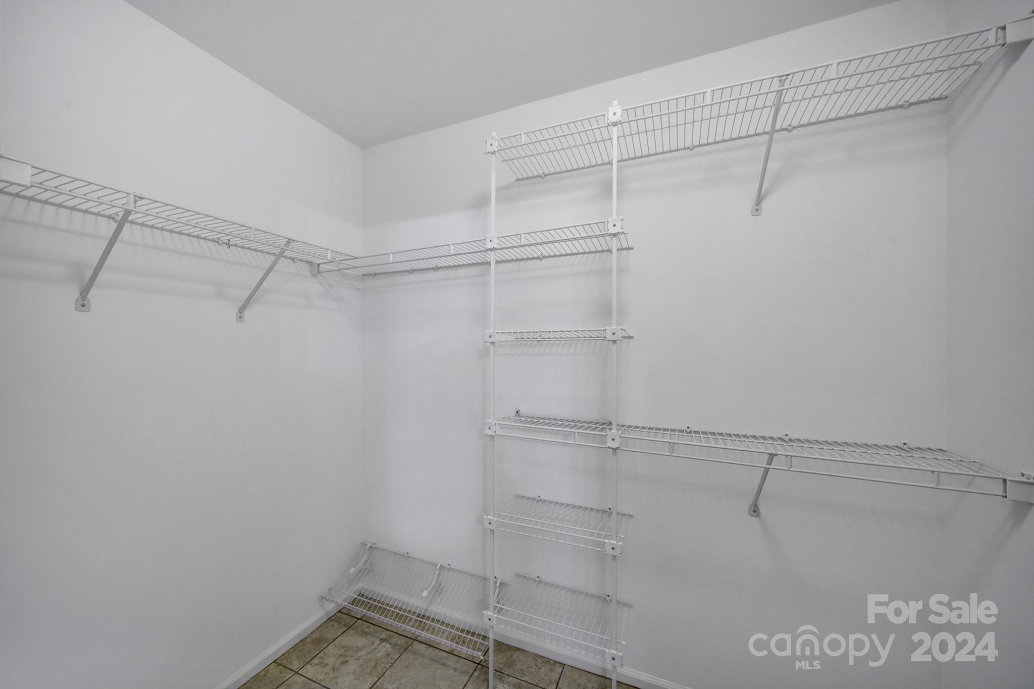 Knightsbridge - Residential