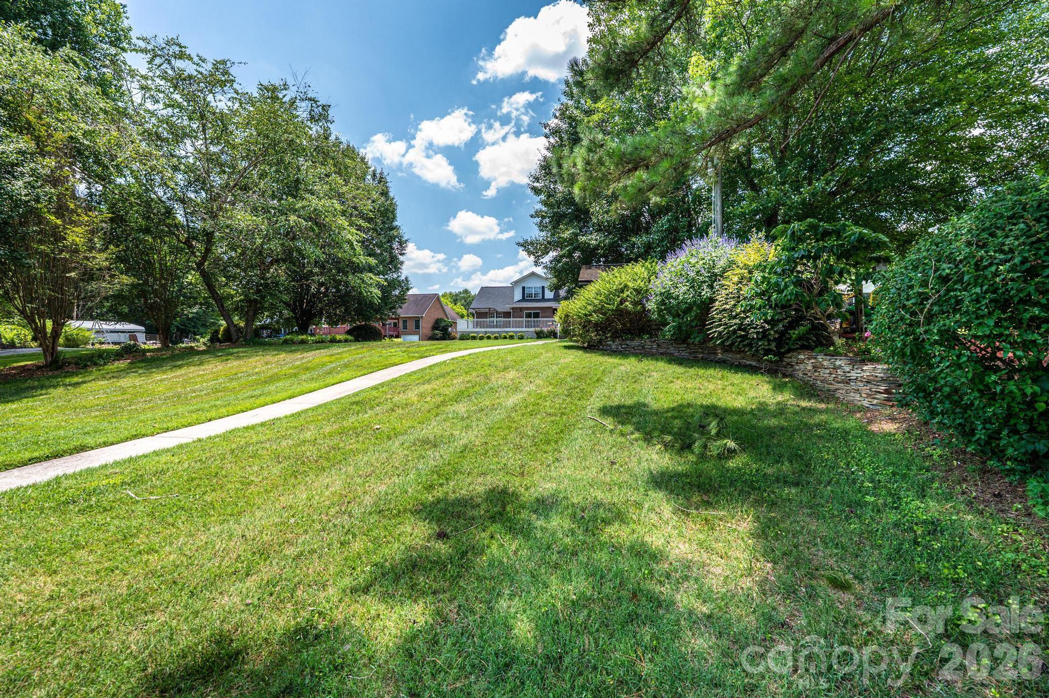 1857 Hidden Pointe Drive