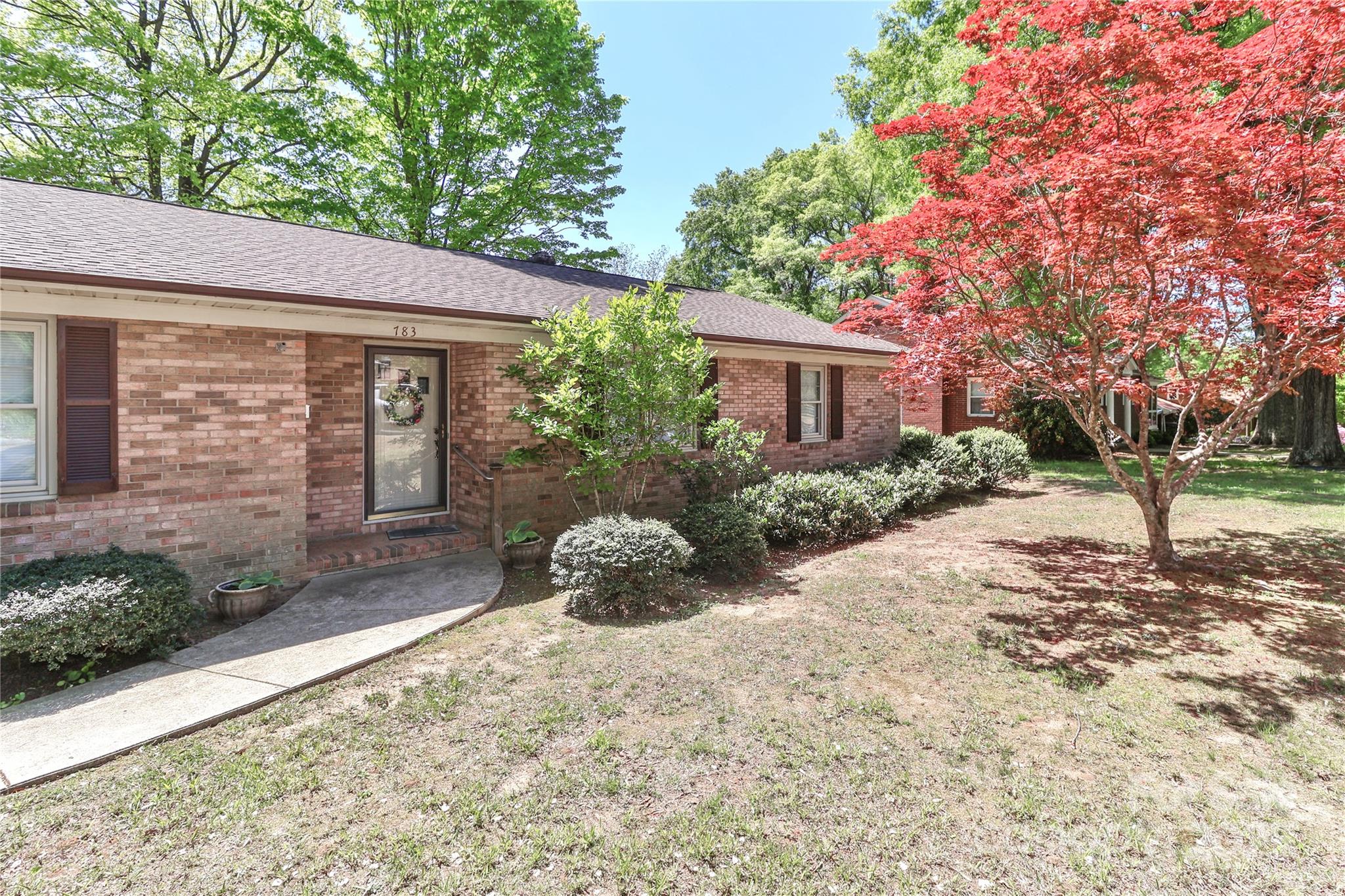 783 Carpenter Avenue