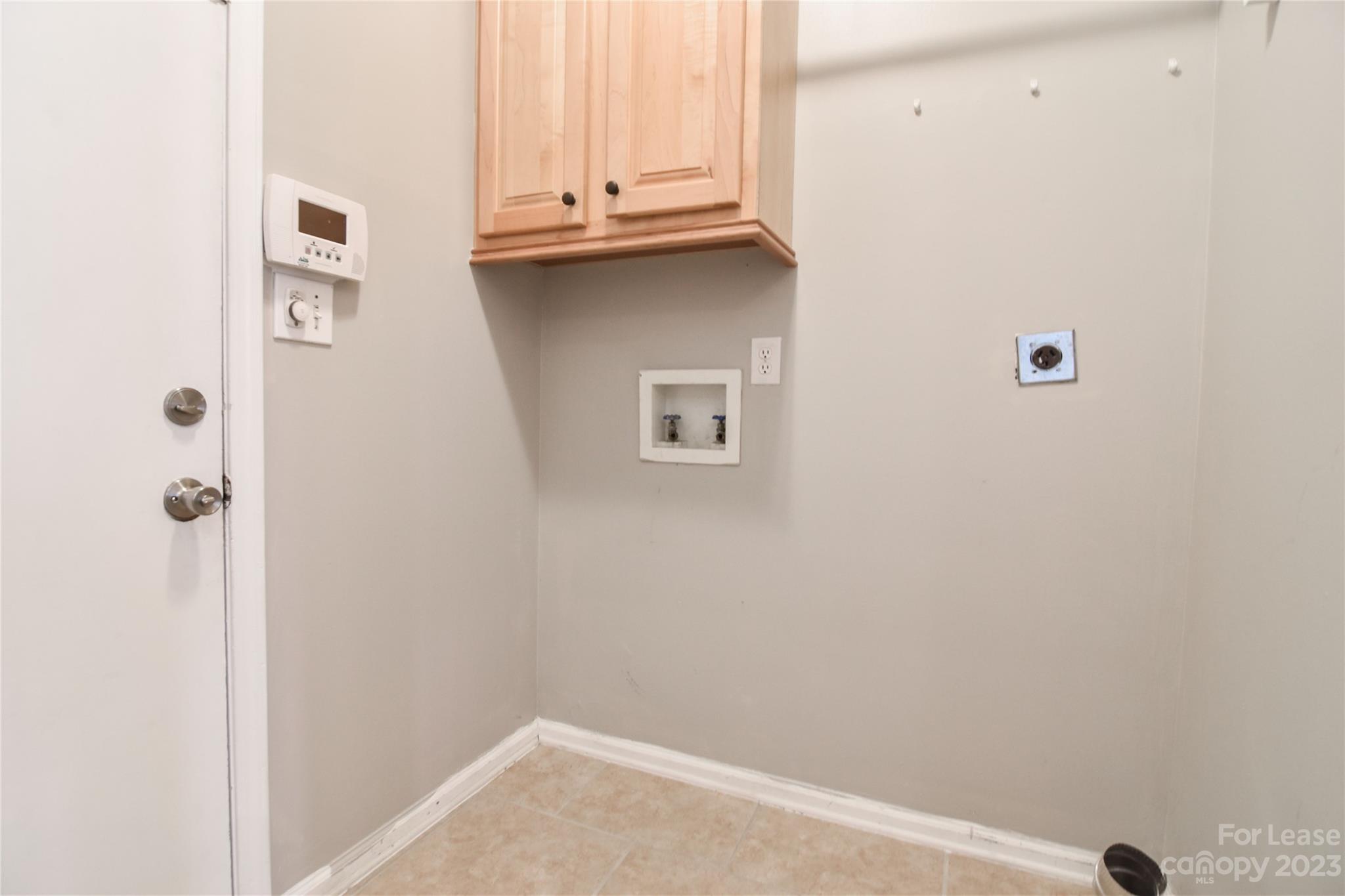 Robyns Glen - Residential Lease