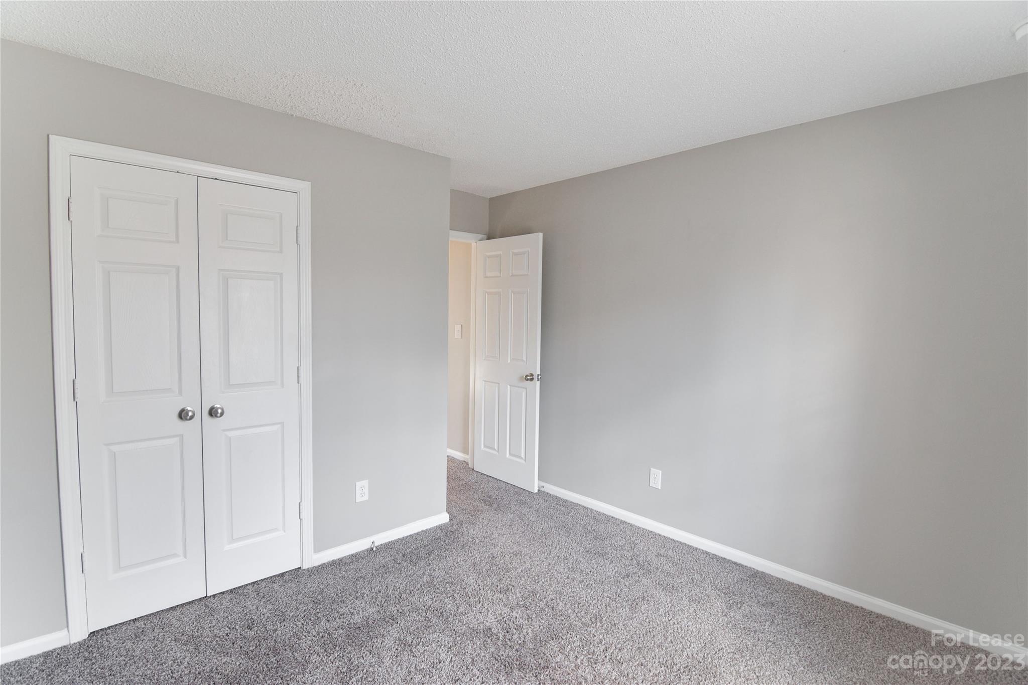 Robyns Glen - Residential Lease