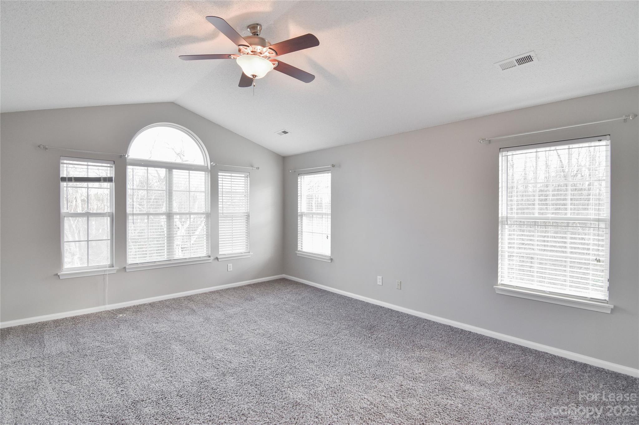 Robyns Glen - Residential Lease