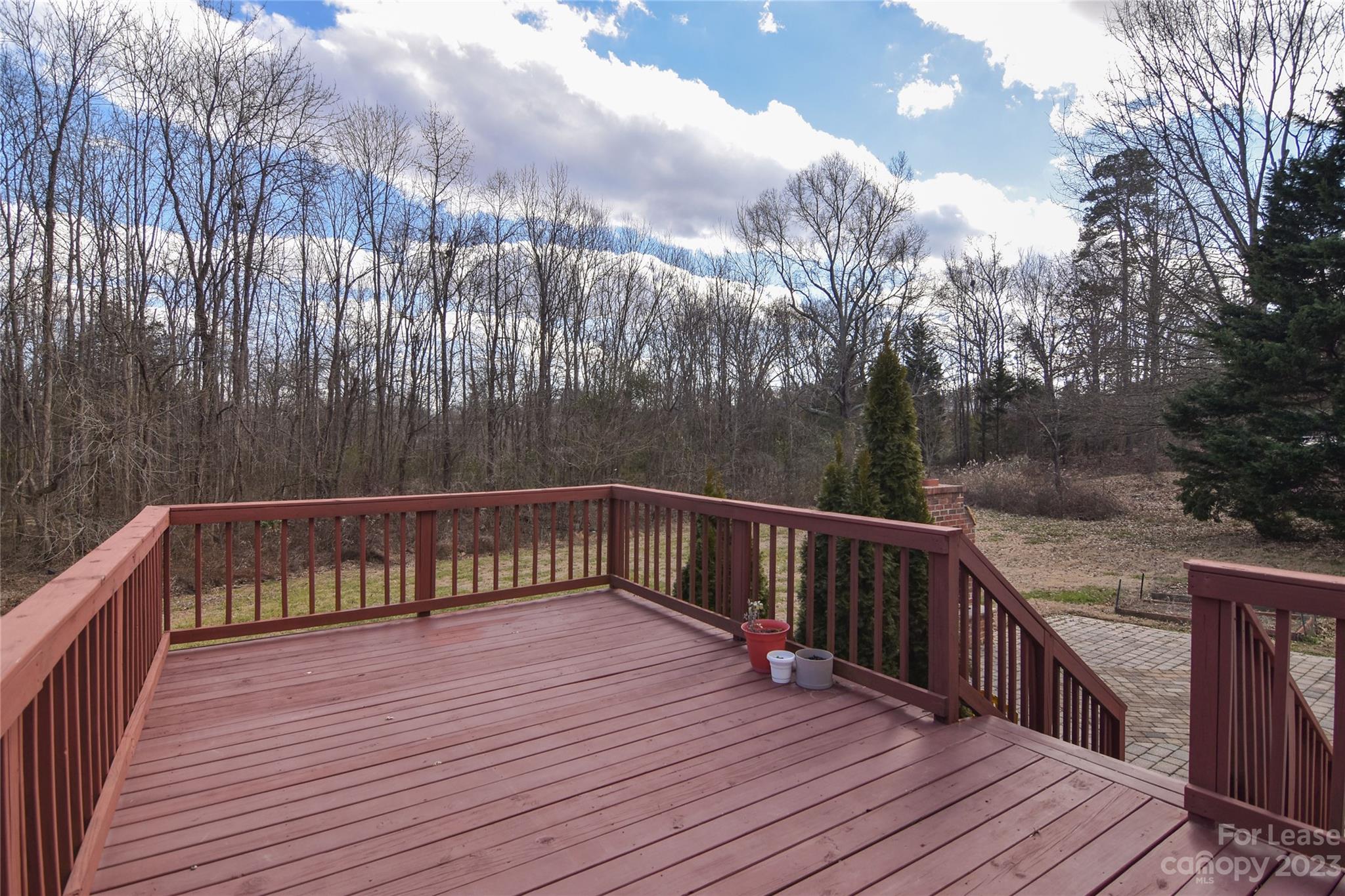 Robyns Glen - Residential Lease