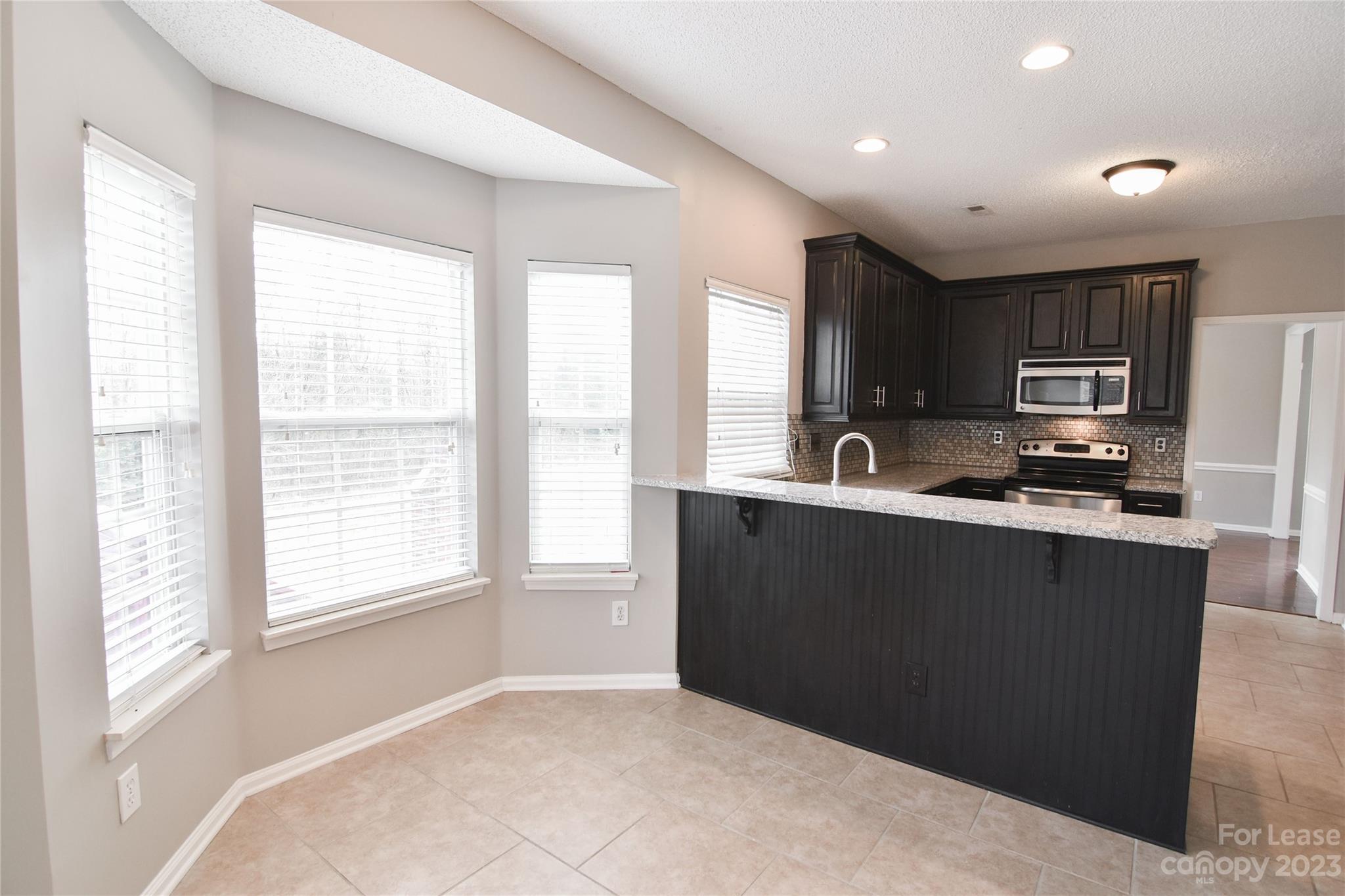 Robyns Glen - Residential Lease