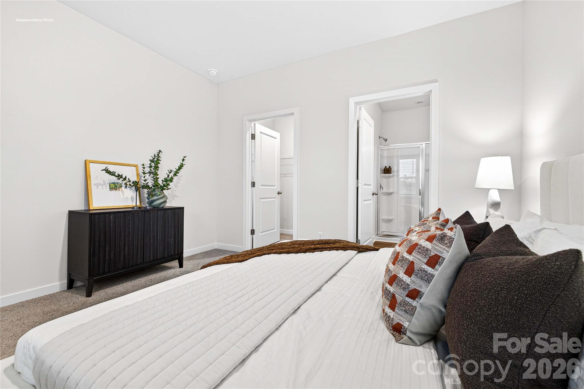 The Hamptons at Hickory - Residential