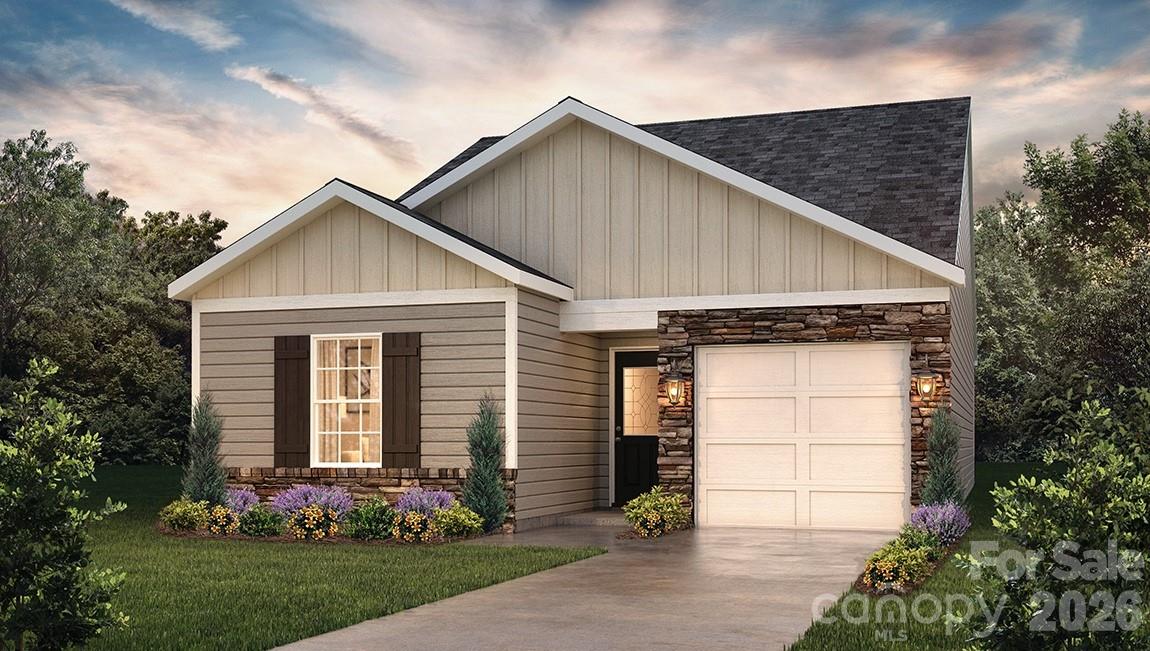 The Hamptons at Hickory - Residential