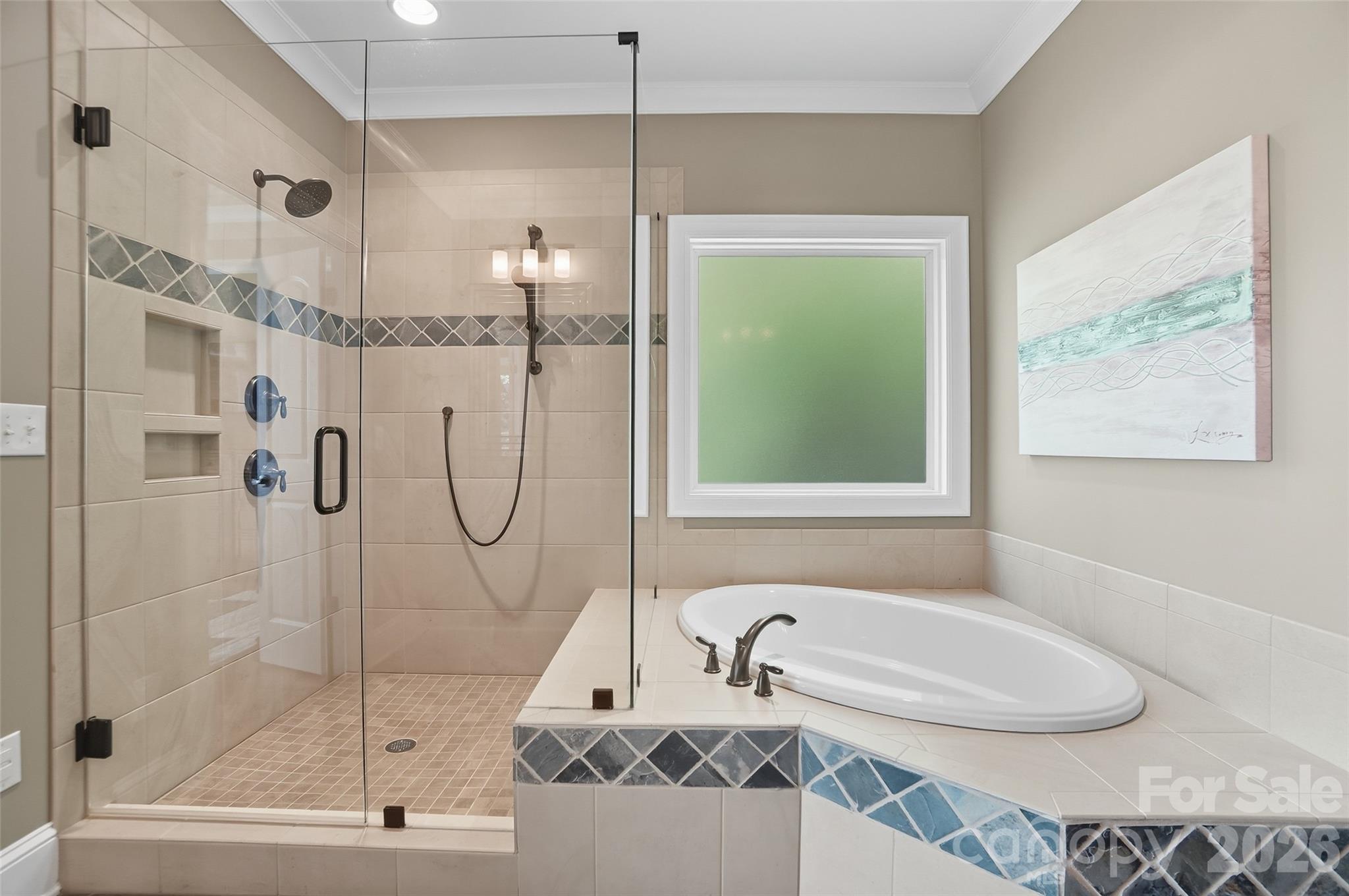 Lakepoint - Residential