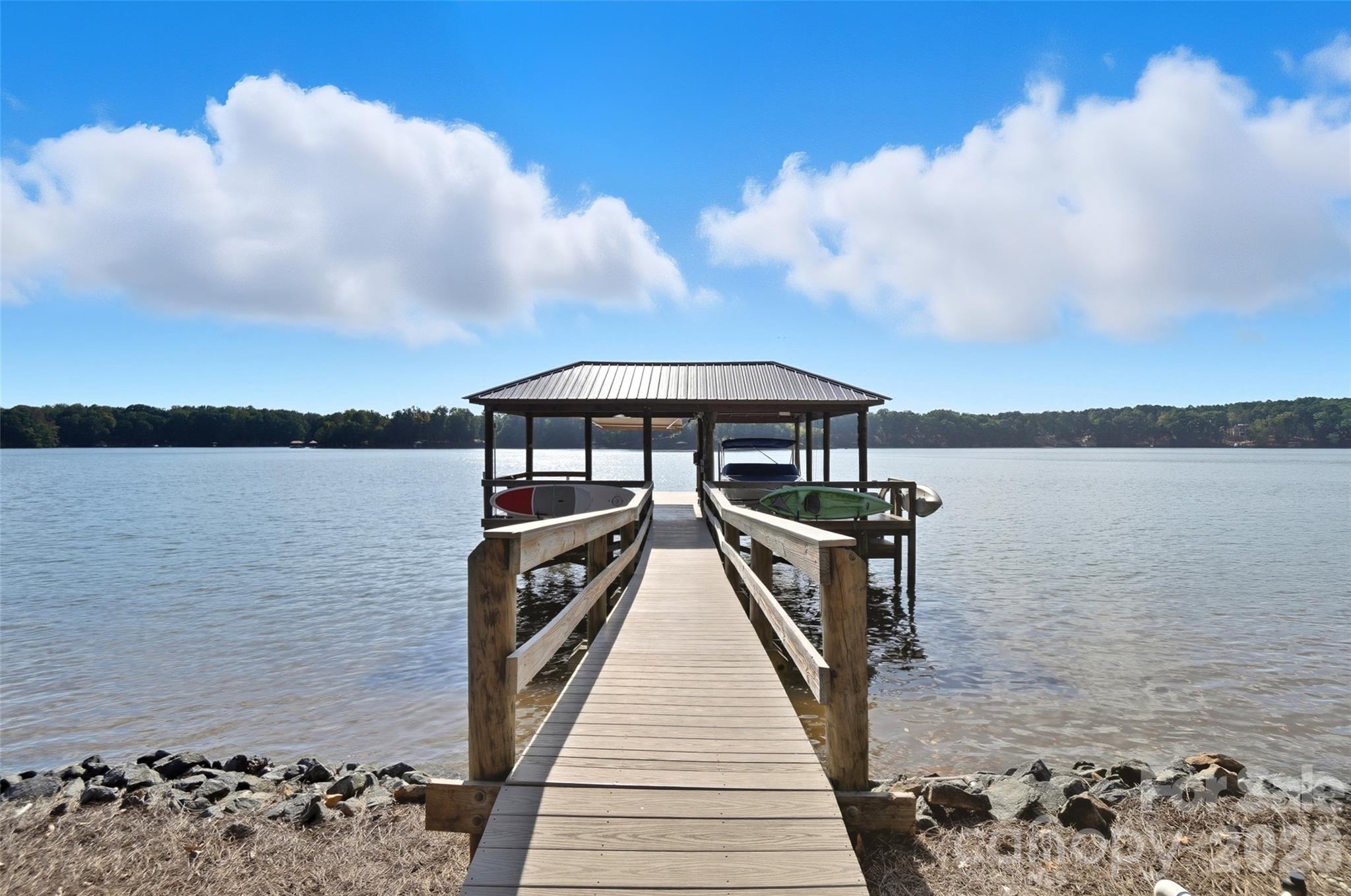 Lakepoint - Residential