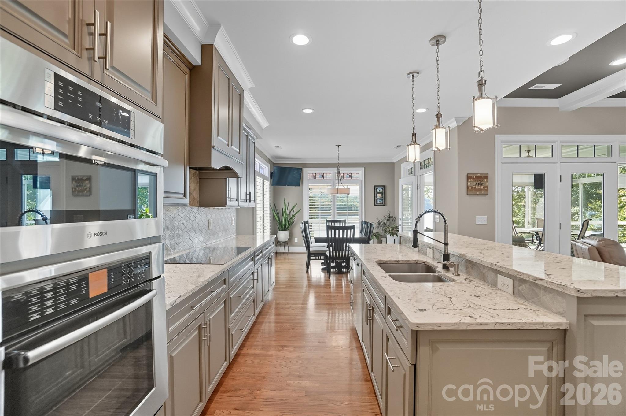 Lakepoint - Residential