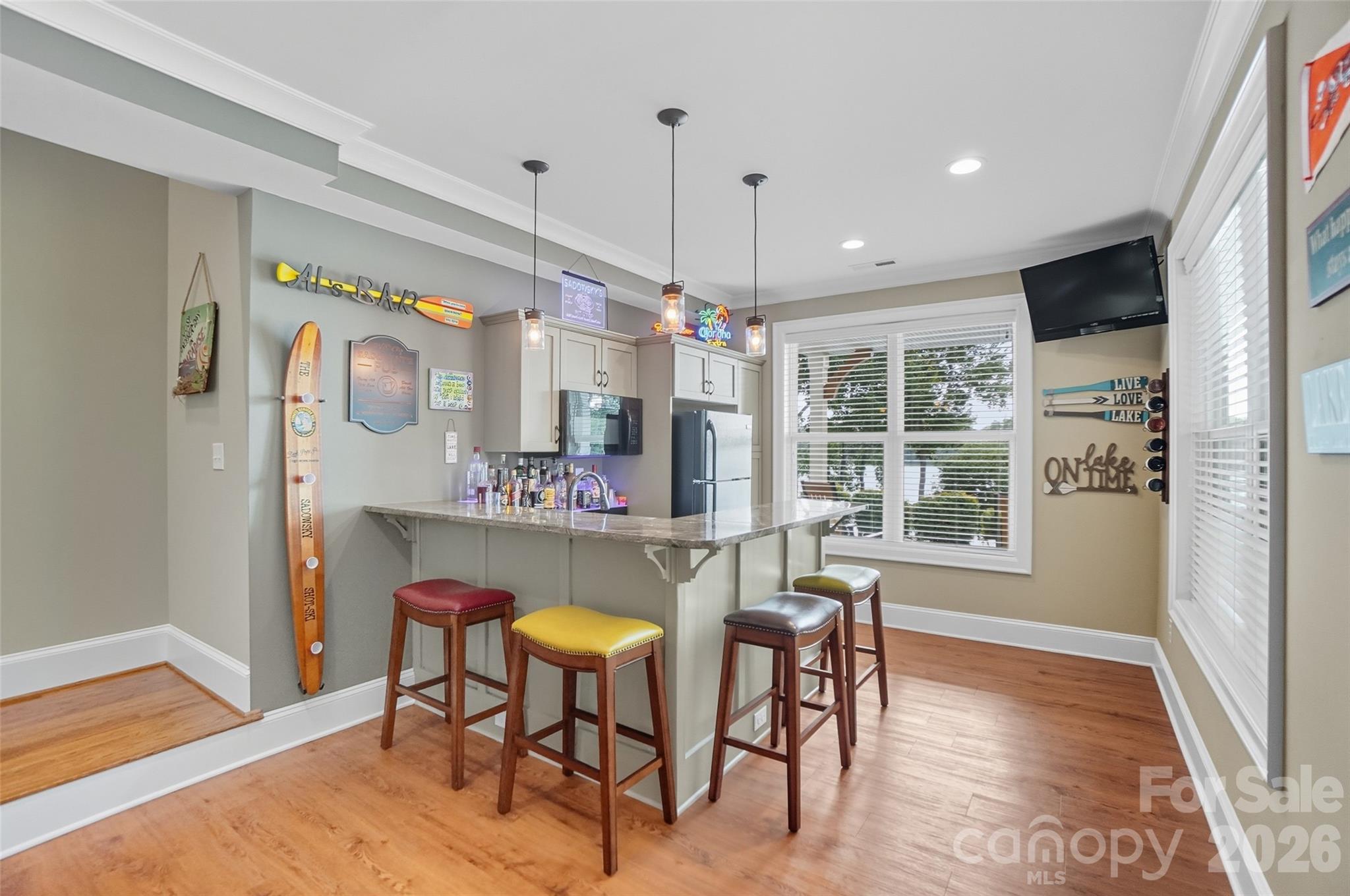 Lakepoint - Residential