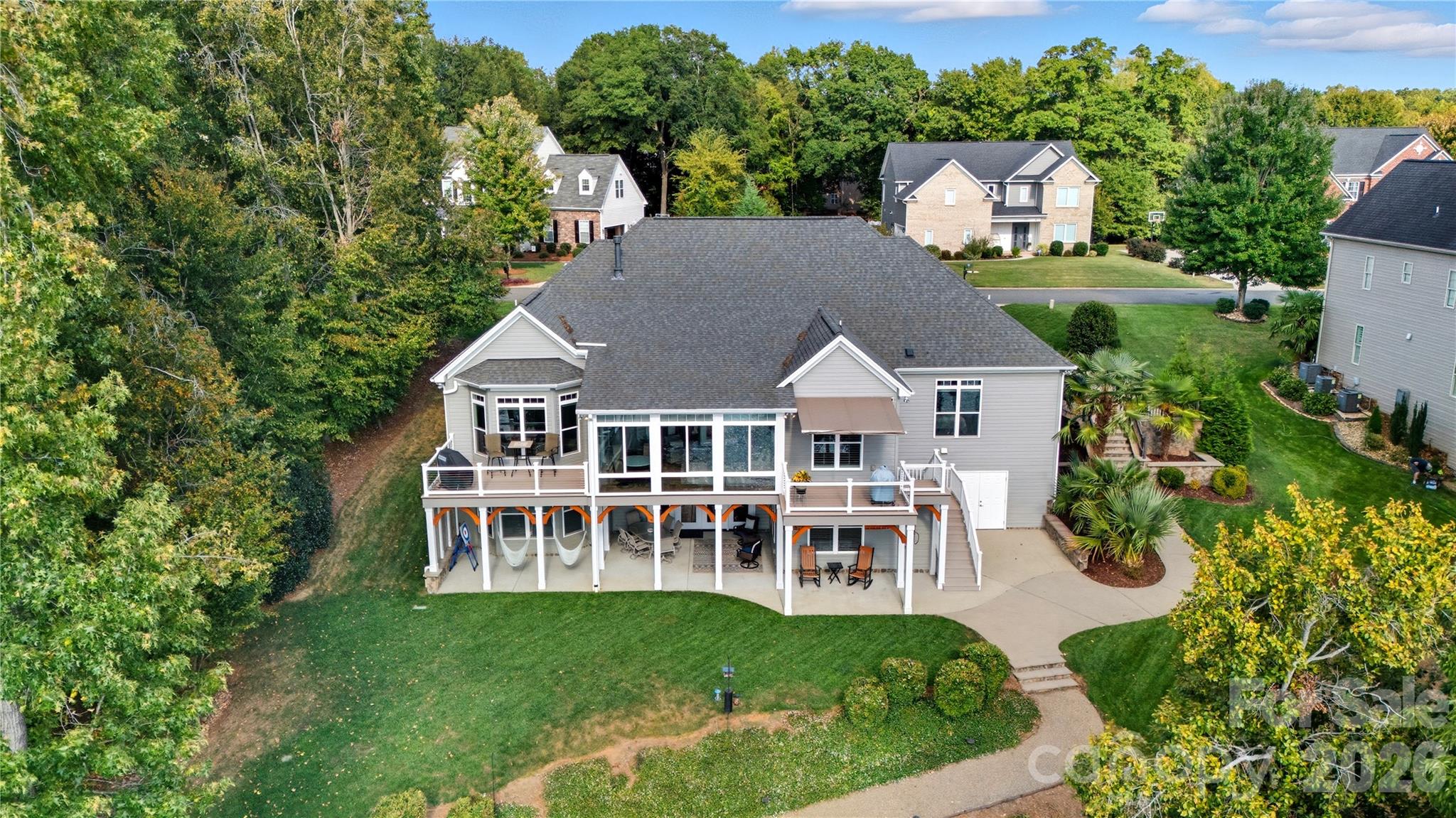 Lakepoint - Residential