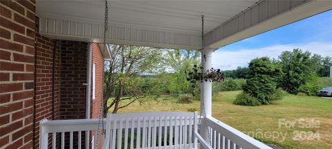 A home in Hendersonville