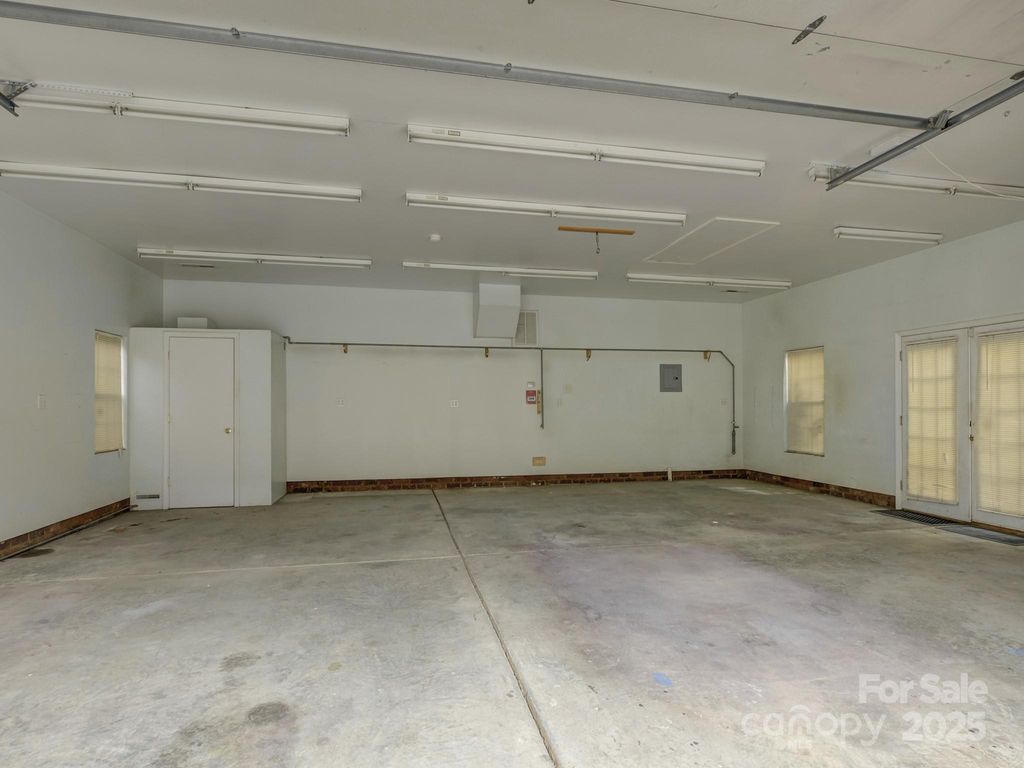 listing image 45