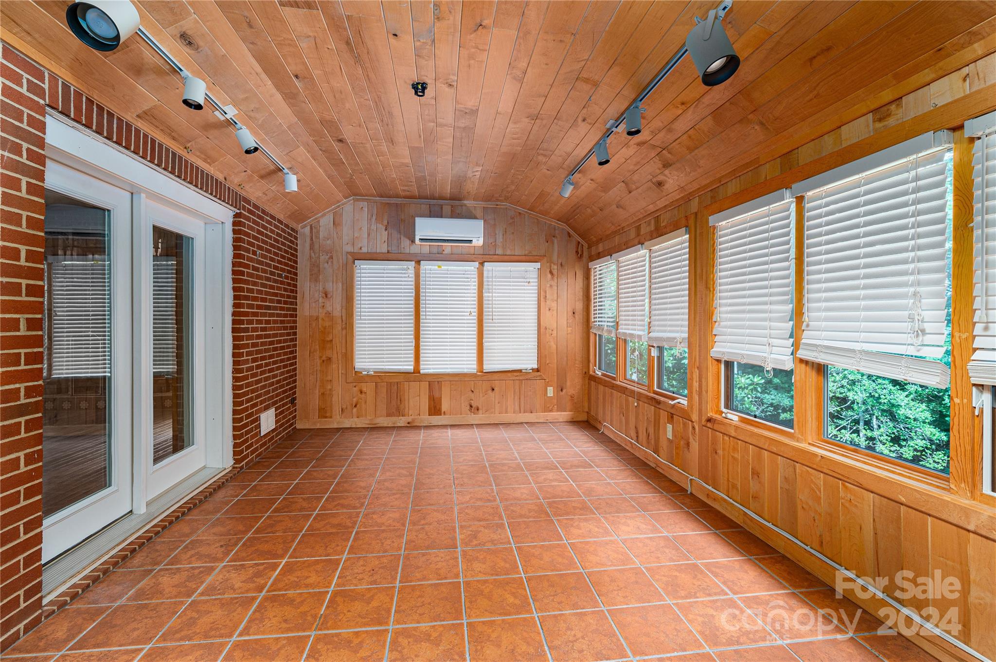 General Hoke Drive - Residential