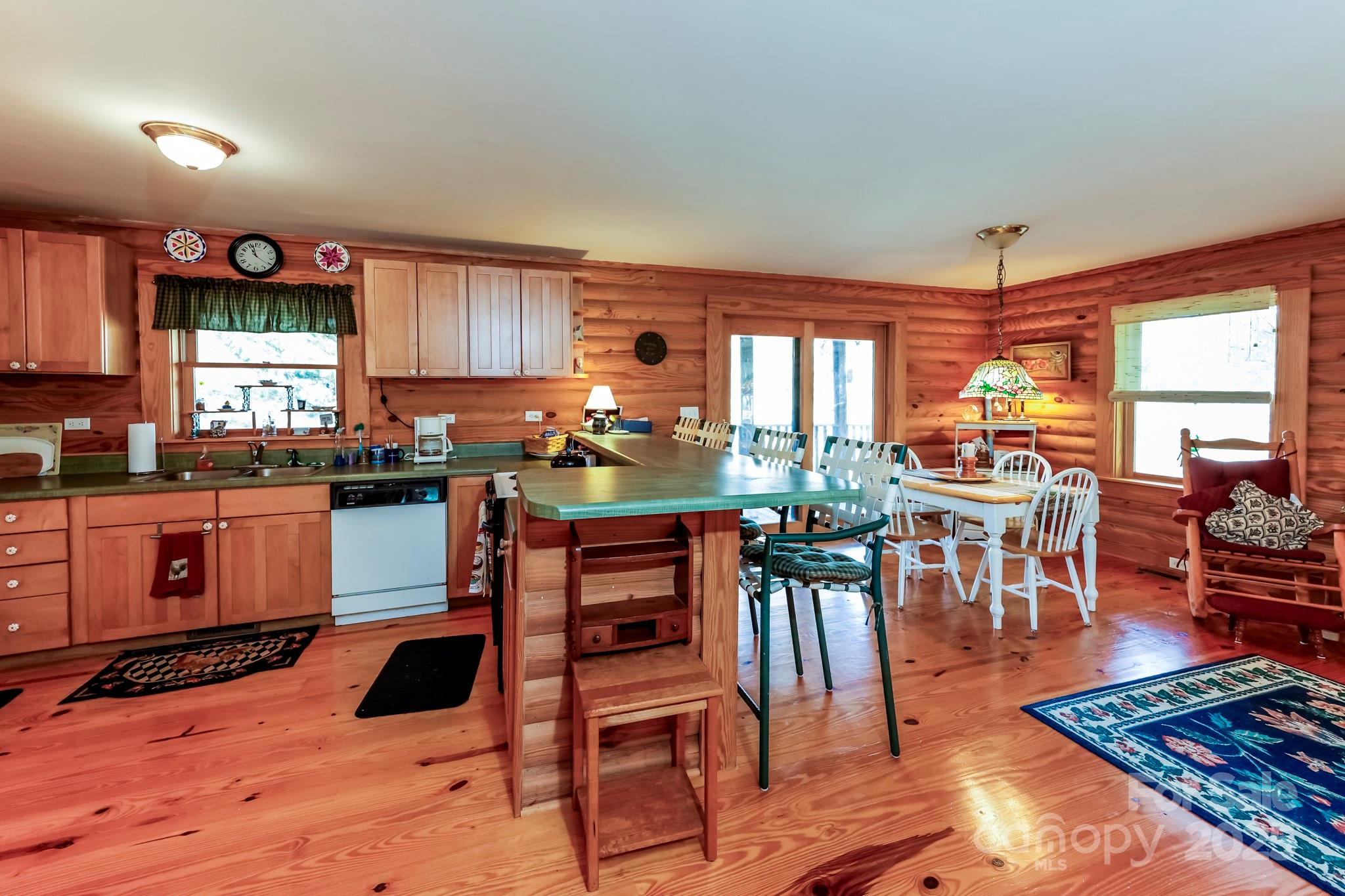 114 Birddog Boulevard