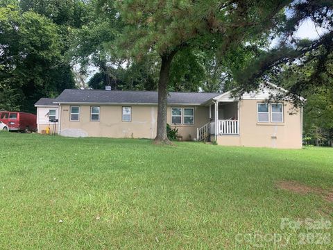 3800 Plainview Road Charlotte NC 28208