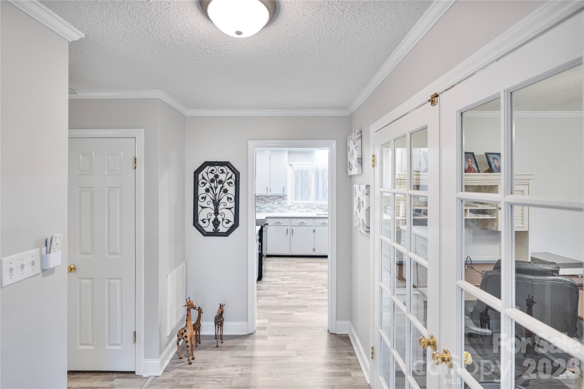 2524 Griffith Road