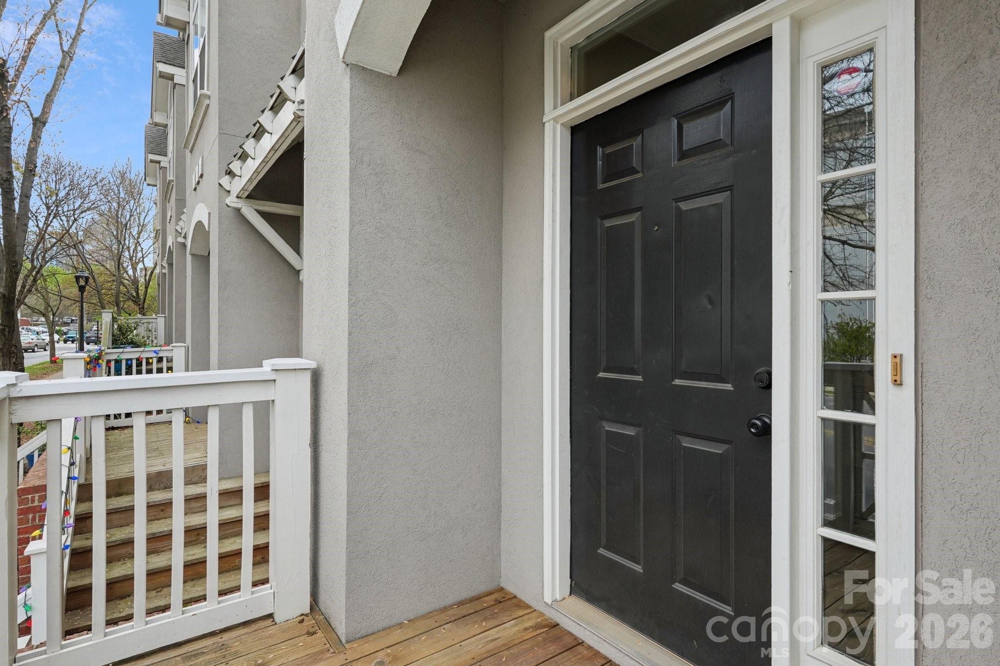 827 4th Street W