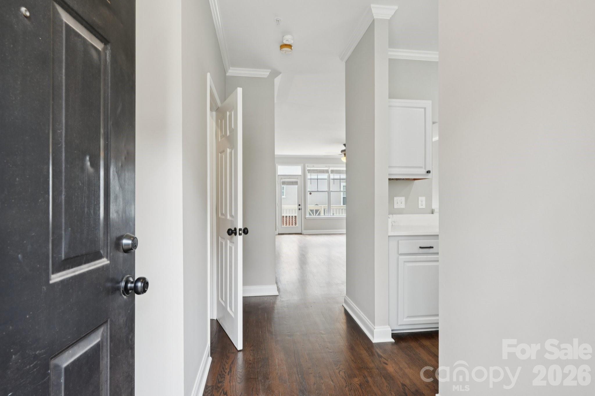 827 4th Street W