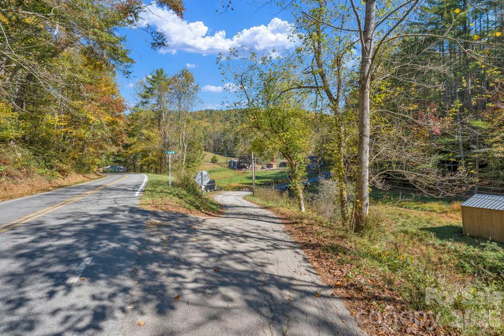 000 Hamburg Road