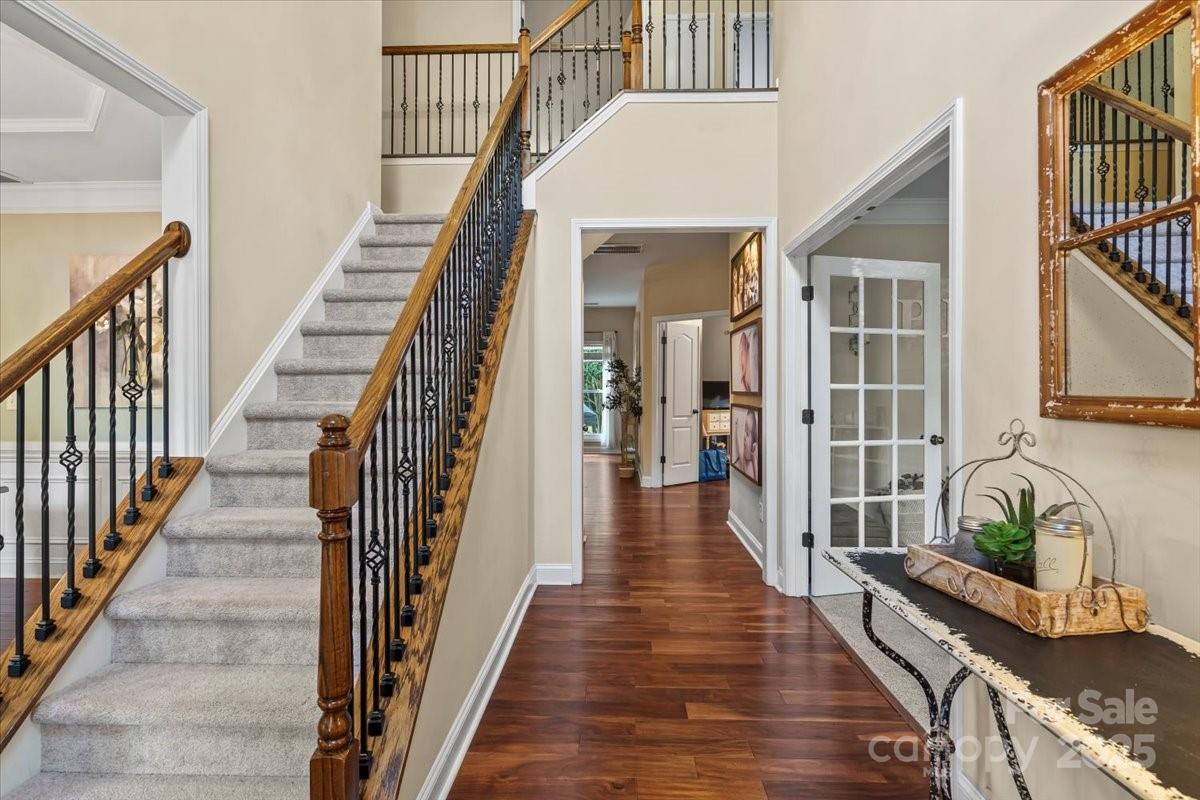 1800 Robbins Meadows Drive