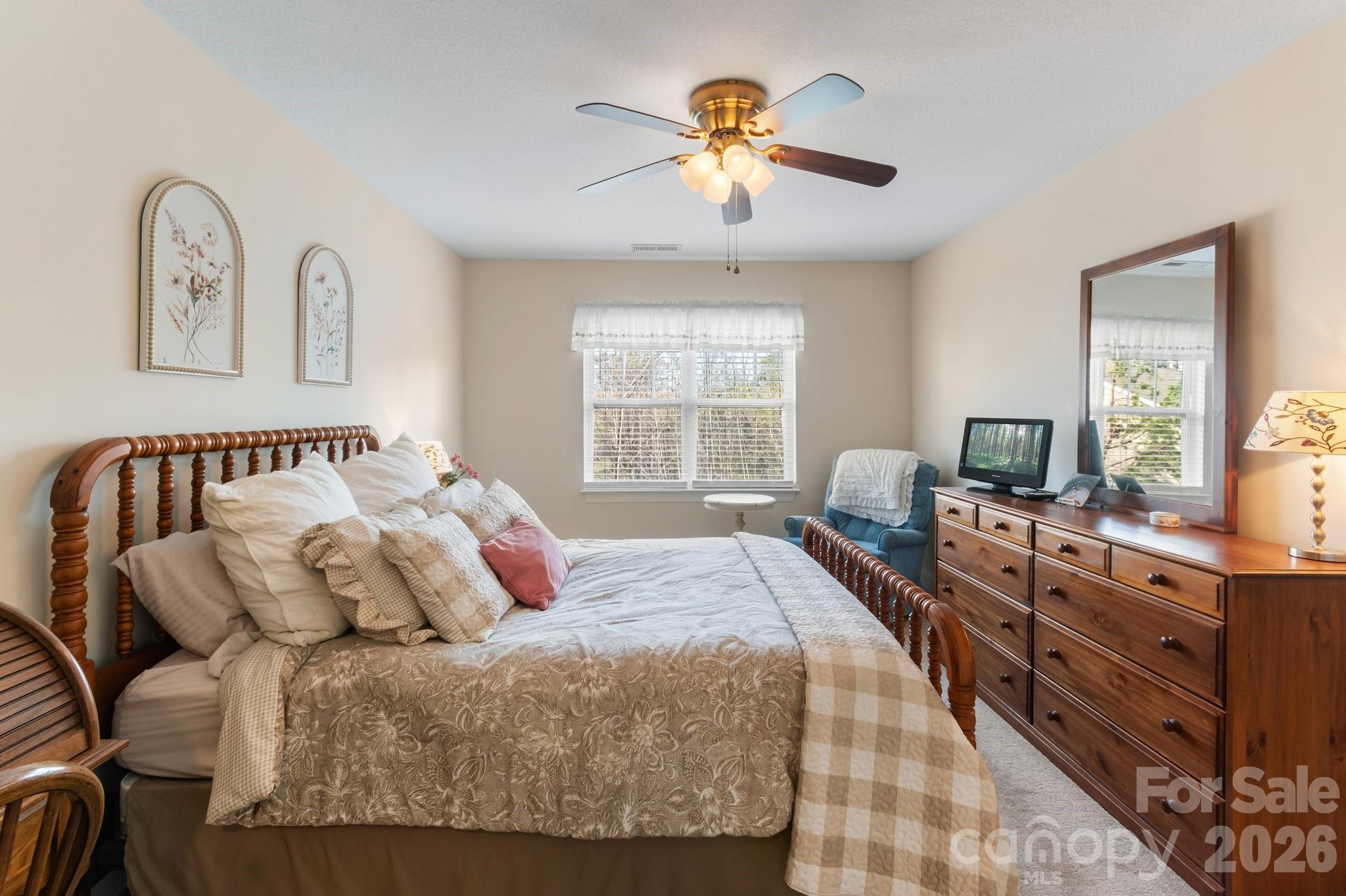 Fox Glen - Residential