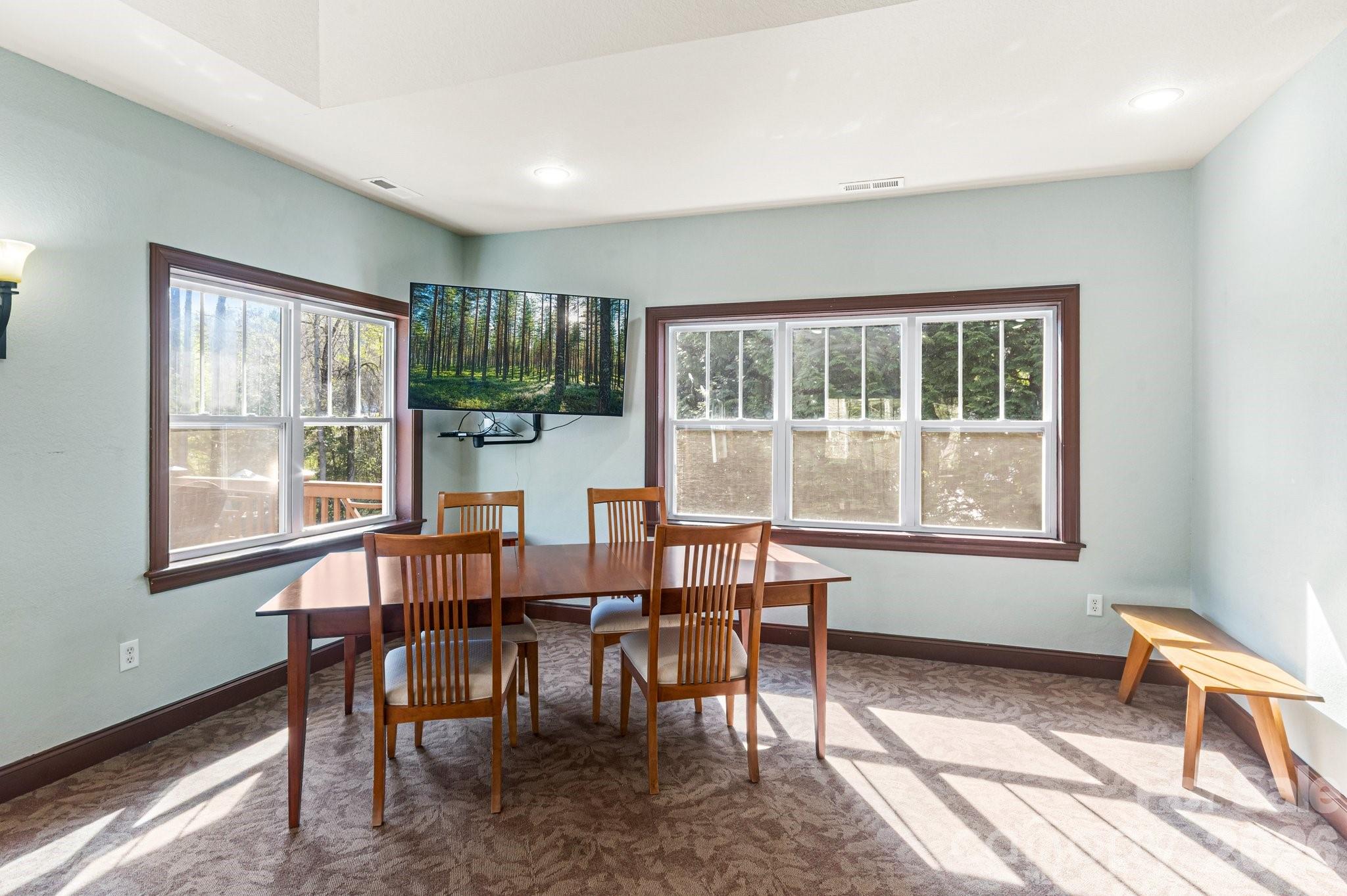 Fox Glen - Residential