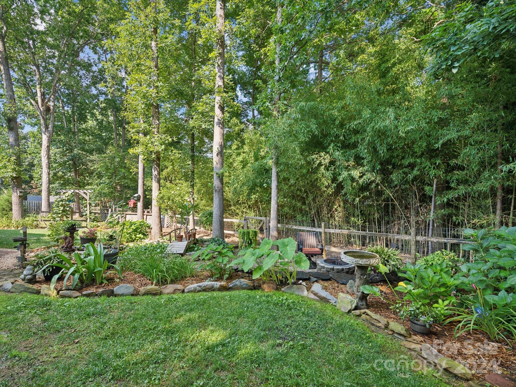 Colonial Village - Residential