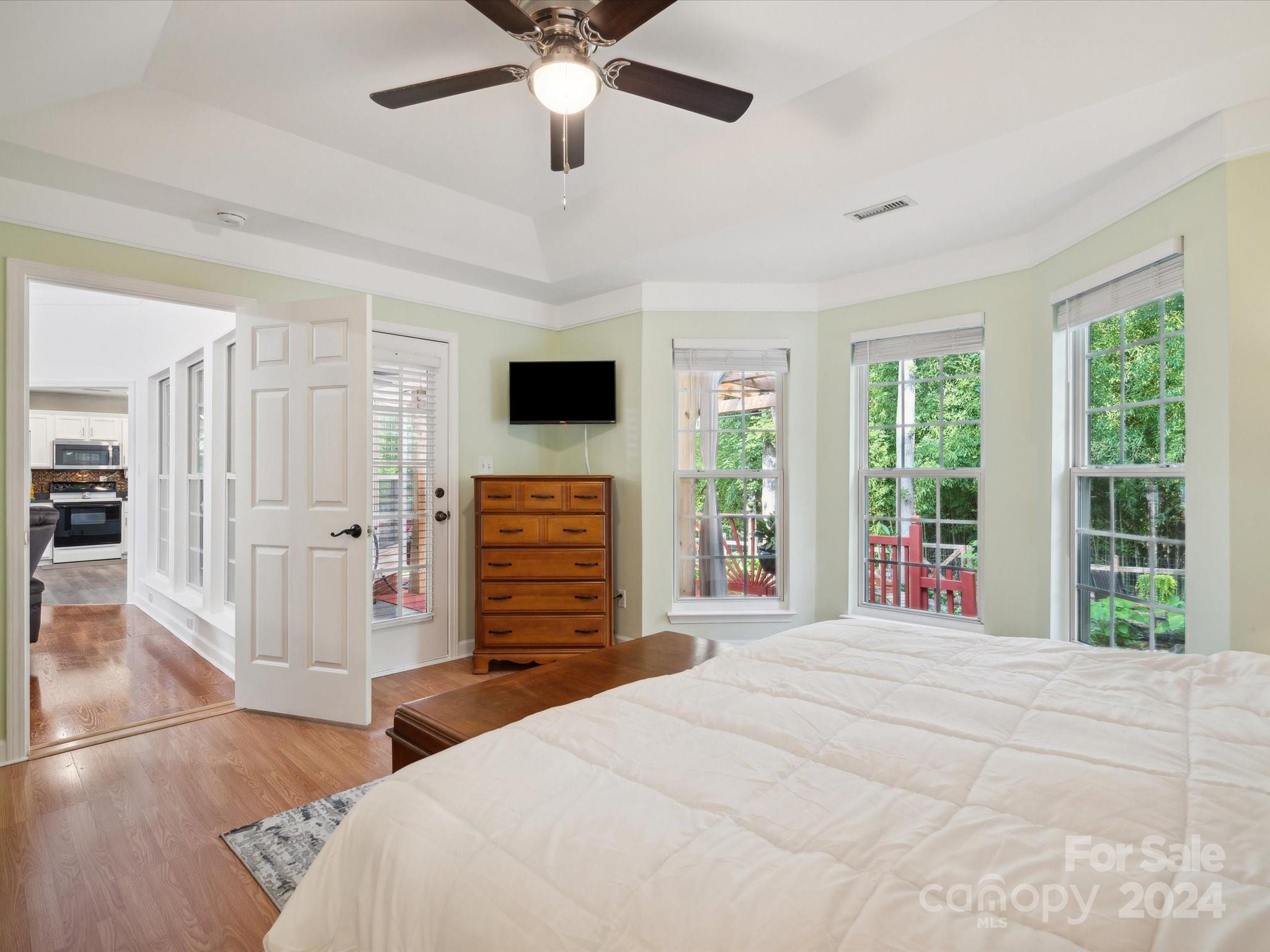 Colonial Village - Residential