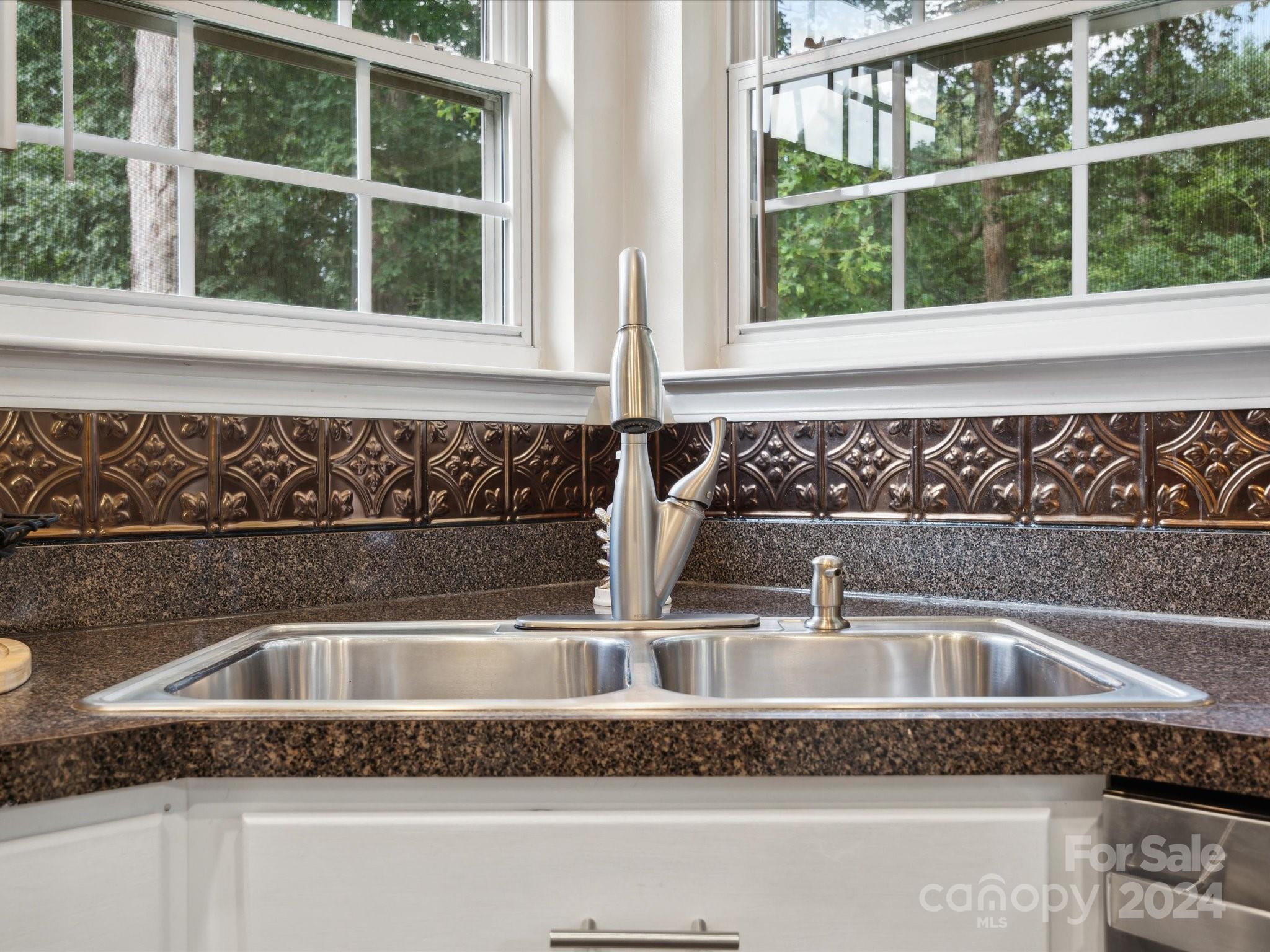 Colonial Village - Residential