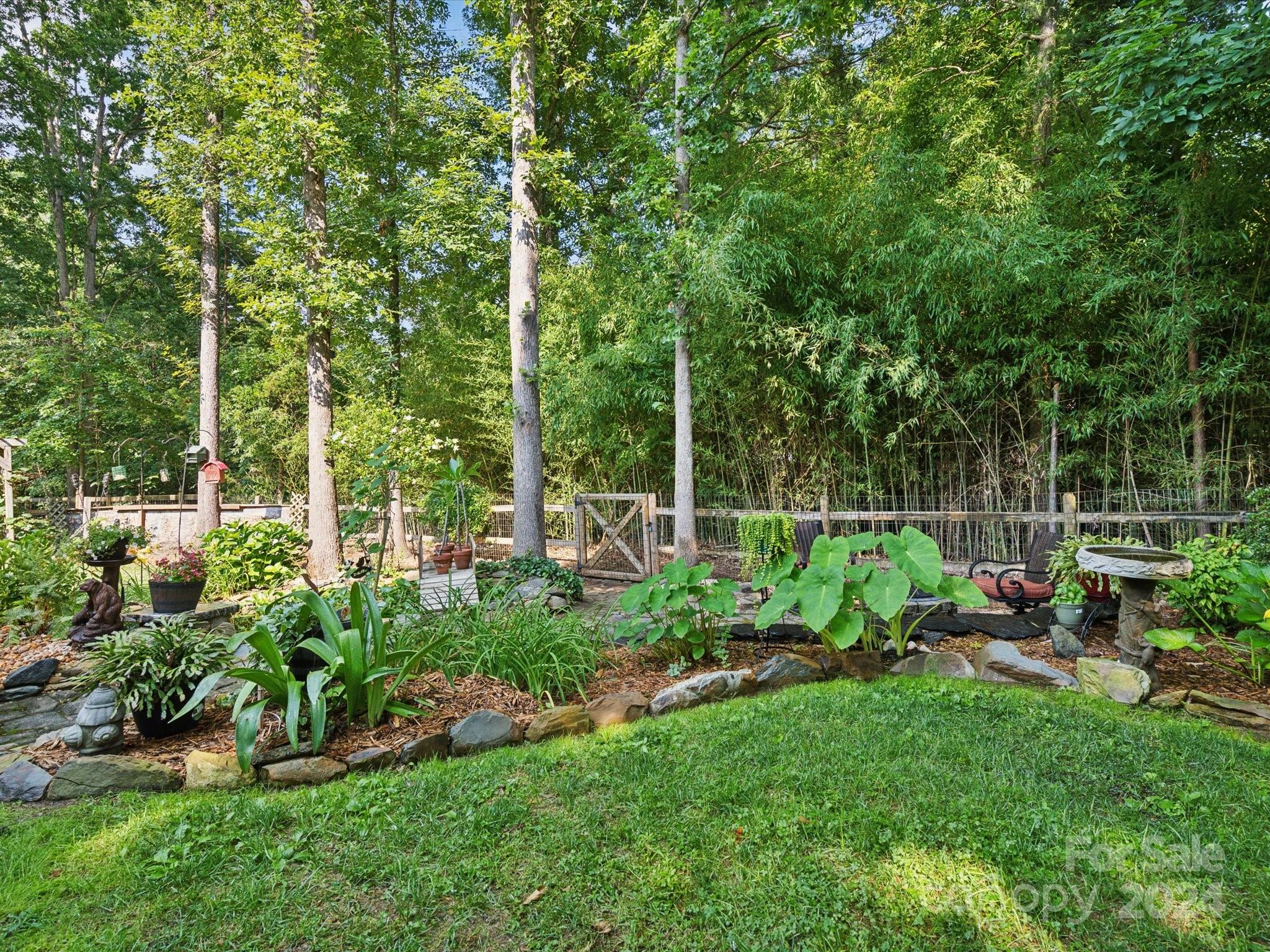 Colonial Village - Residential