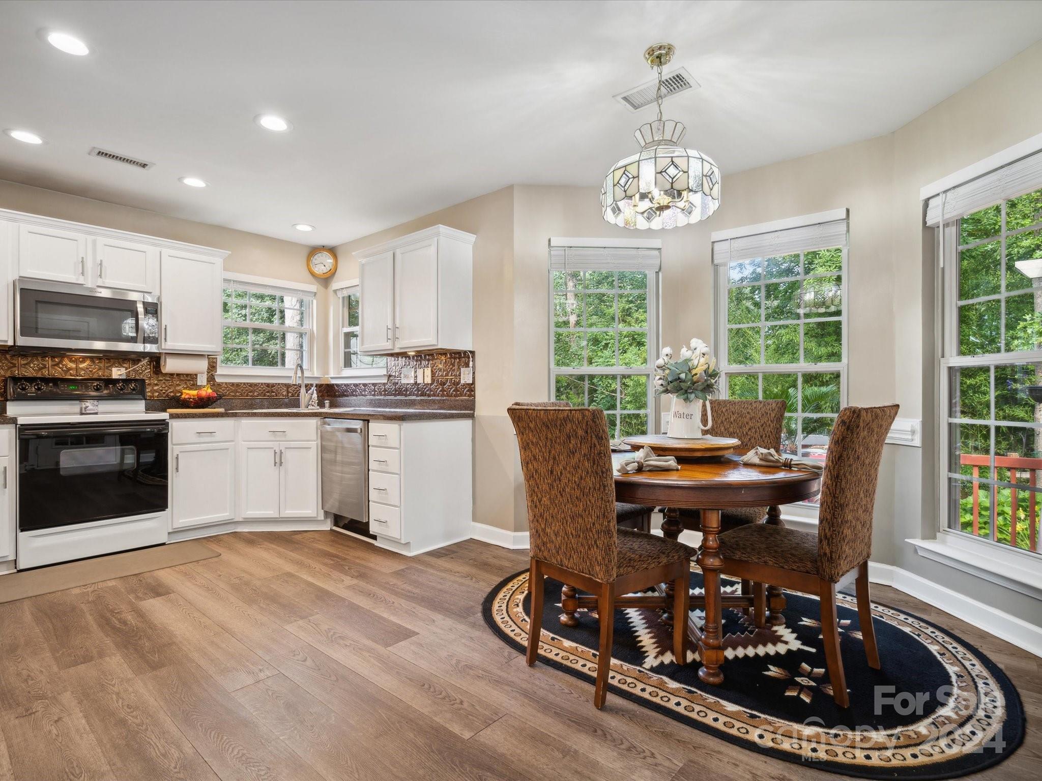 Colonial Village - Residential